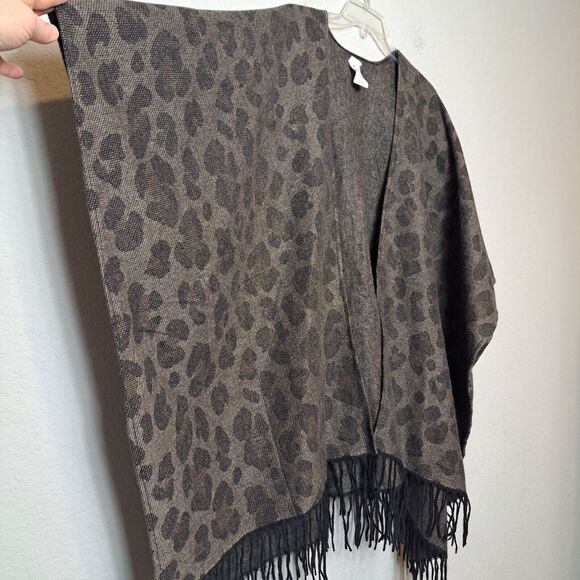 Woolrich Leopard Animal Print Cozy Blanket Wrap Shawl With Fringe Trim One Size - Picture 4 of 8